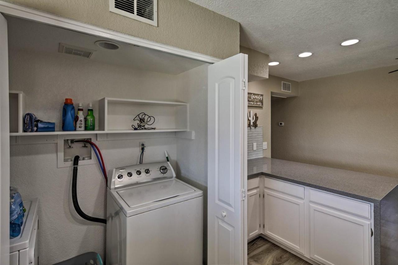 Lake Havasu Home With Pool And Mtn Views, Near Marina Lake Havasu City Exteriör bild